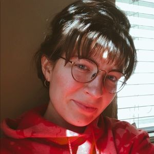 Meet your Posher, Emma gray